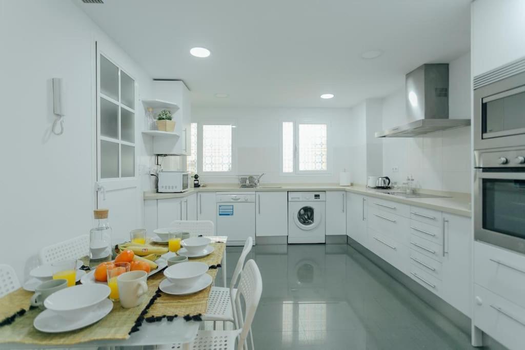 O&L Murillo Bright Apartment - Terrace & Parking Sevilla Dış mekan fotoğraf