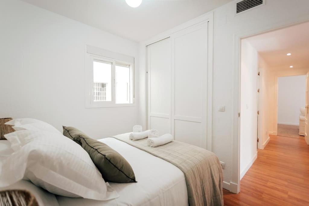 O&L Murillo Bright Apartment - Terrace & Parking Sevilla Dış mekan fotoğraf
