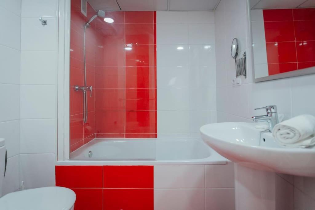 O&L Murillo Bright Apartment - Terrace & Parking Sevilla Dış mekan fotoğraf